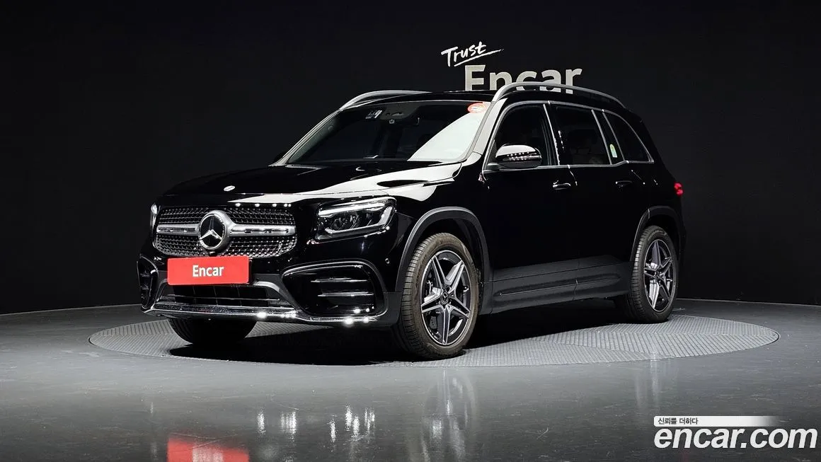 Mercedes-Benz GLB-Class — фото 1