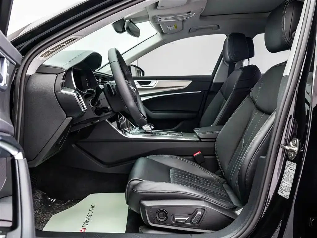 Audi A6L 2023 из CN, фото 7
