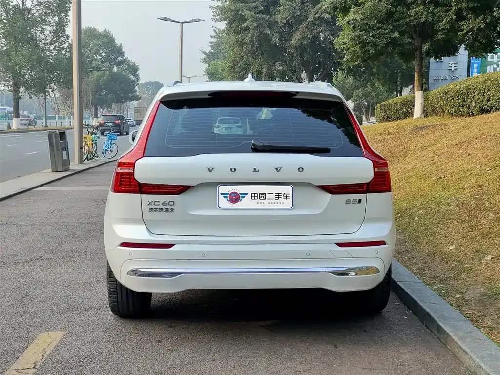 Volvo XC60 2024 из CN, фото 9