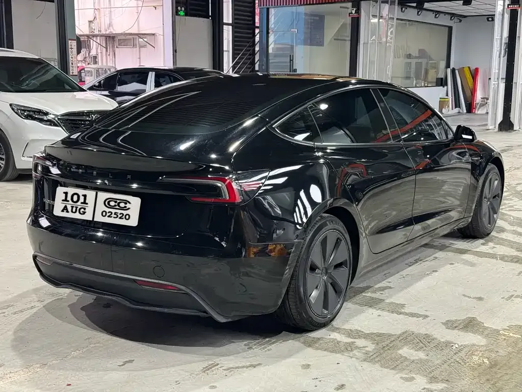 Tesla Model 3 2024 из CN, фото 6