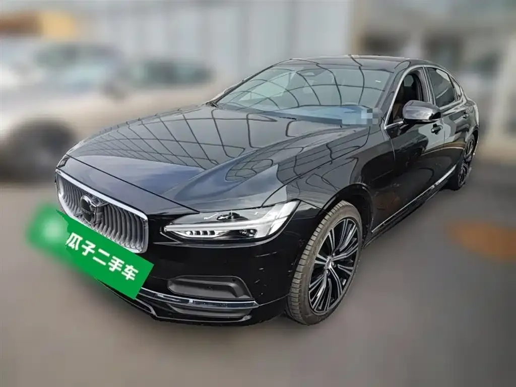 Volvo S90 — фото 1