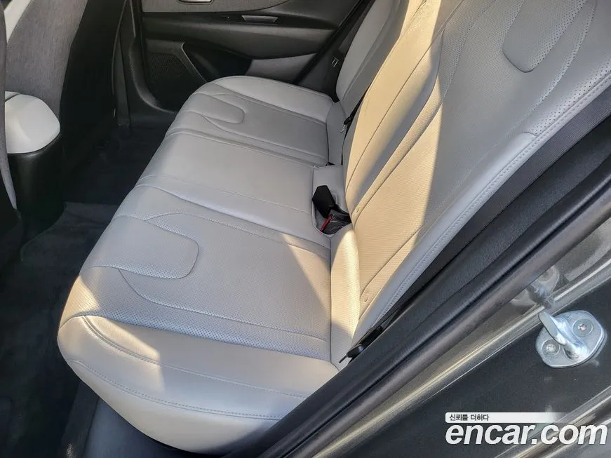 Hyundai AVANTE — фото 10