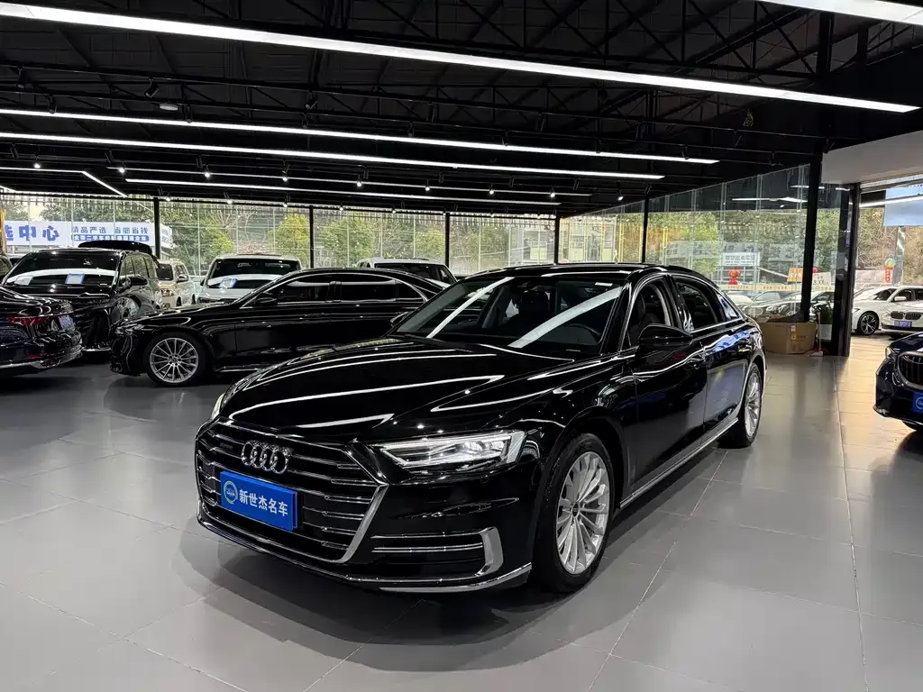 Audi A8 2023 из CN, фото 1