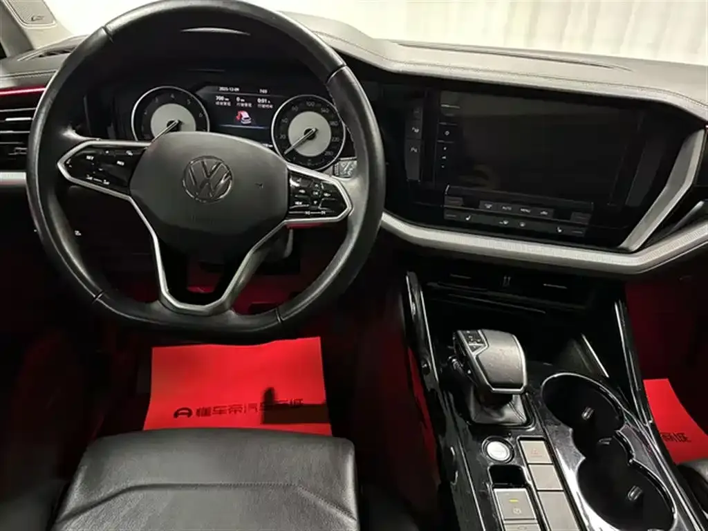Volkswagen Touareg 2021 из CN, фото 5
