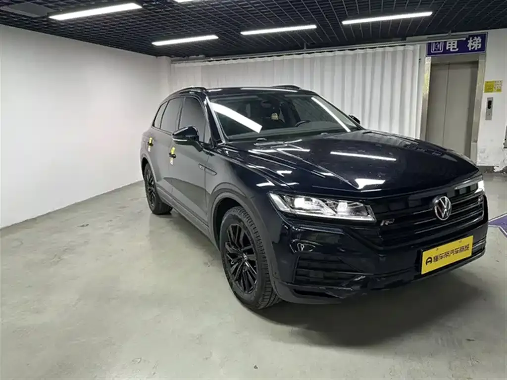 Volkswagen Touareg 2021 из CN, фото 3