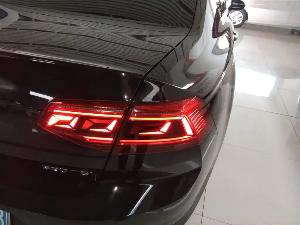 Volkswagen Magotan 2022 из CN, фото 9