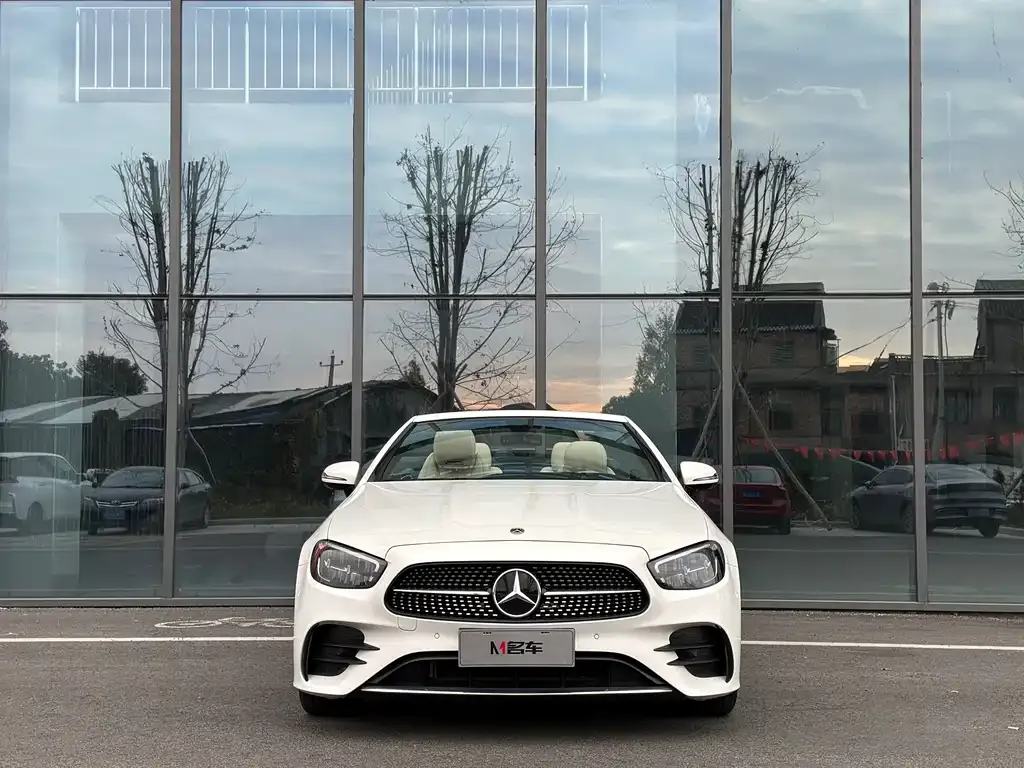 Mercedes-Benz E-Class (Import) — фото 4