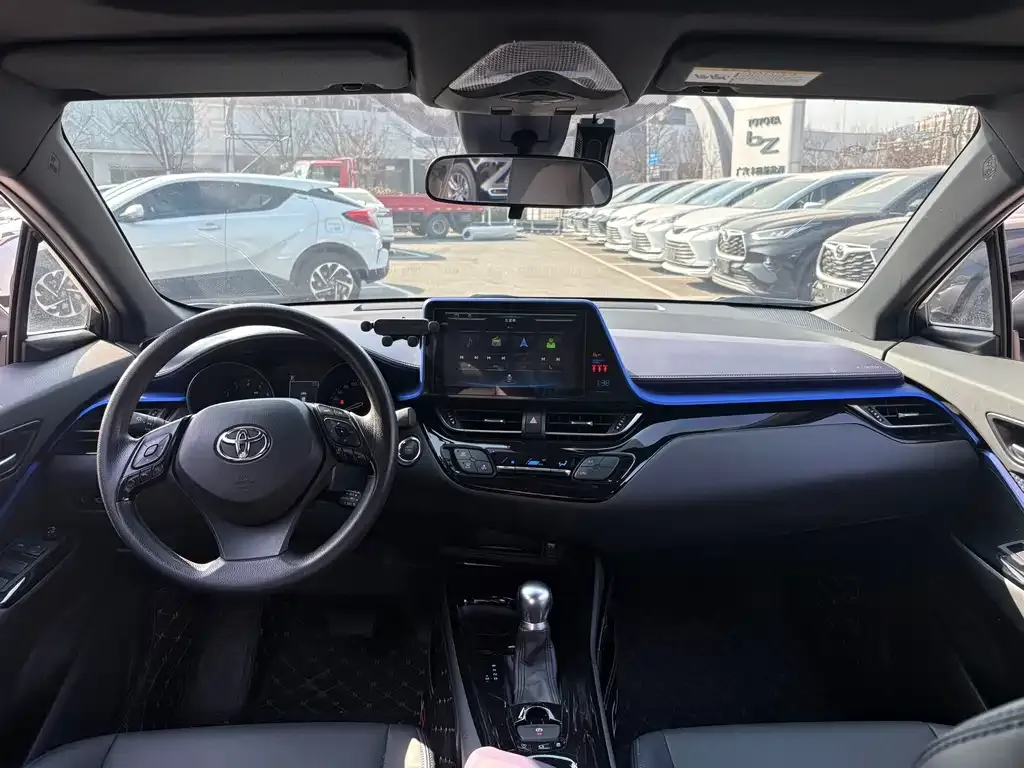 Toyota C-HR 2021 из CN, фото 4
