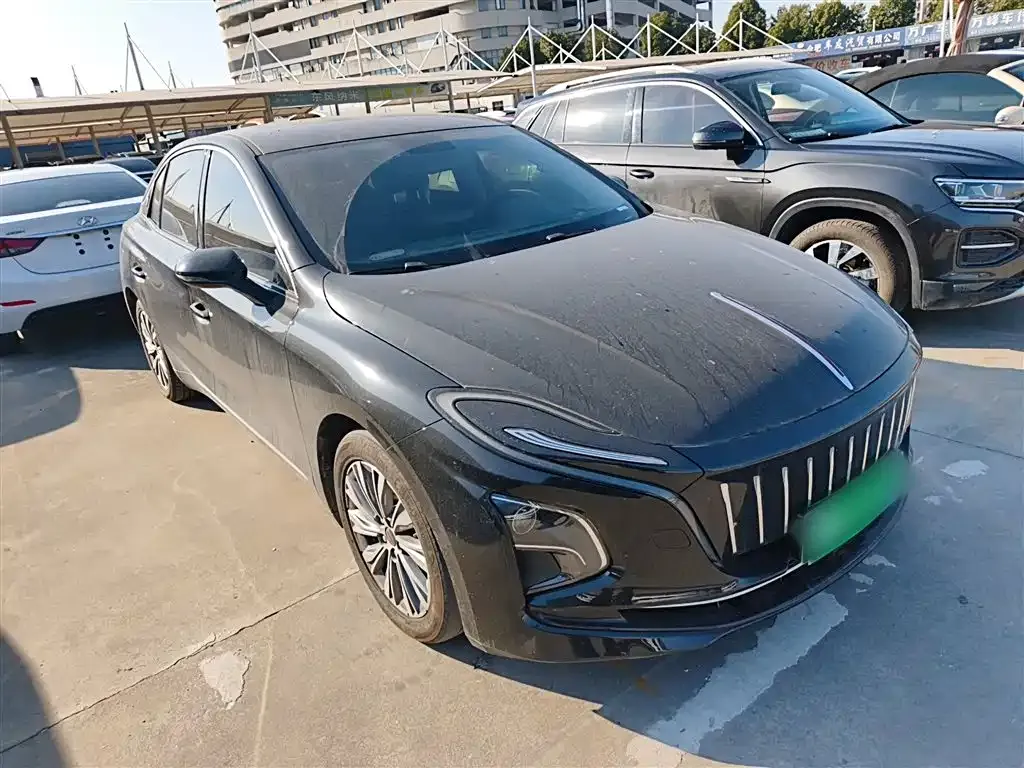 Hongqi E-QM5 — фото 4
