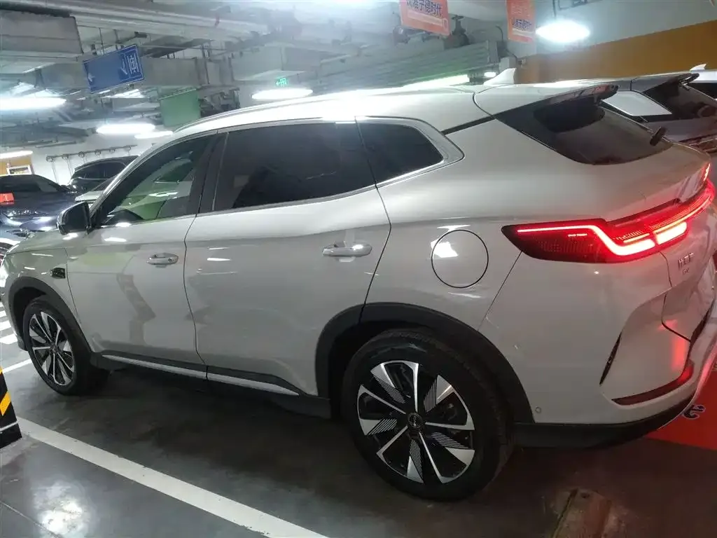 BYD PLUS New Energy — фото 6