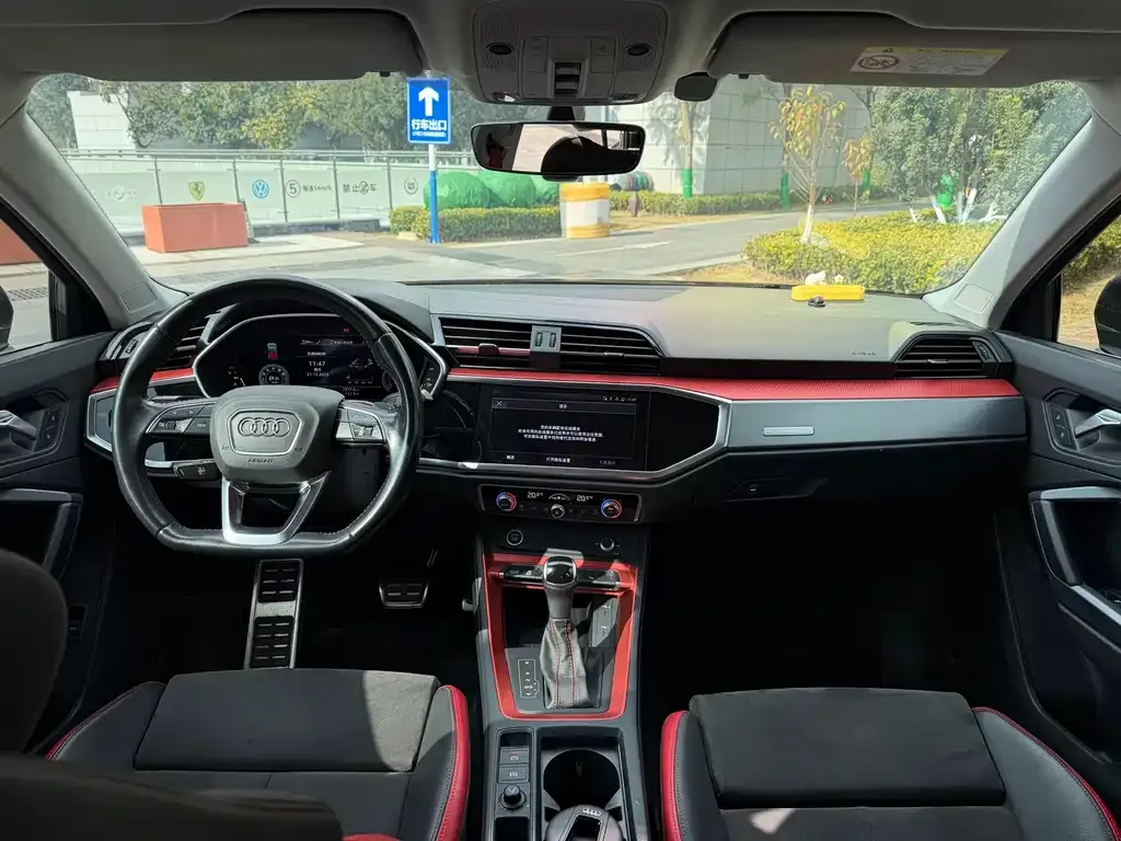 Audi Q3 2022 из CN, фото 3