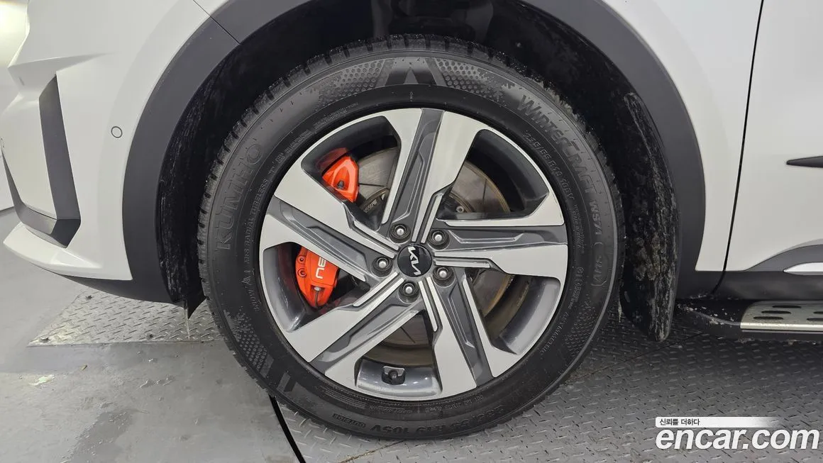 Kia Sorento — фото 5