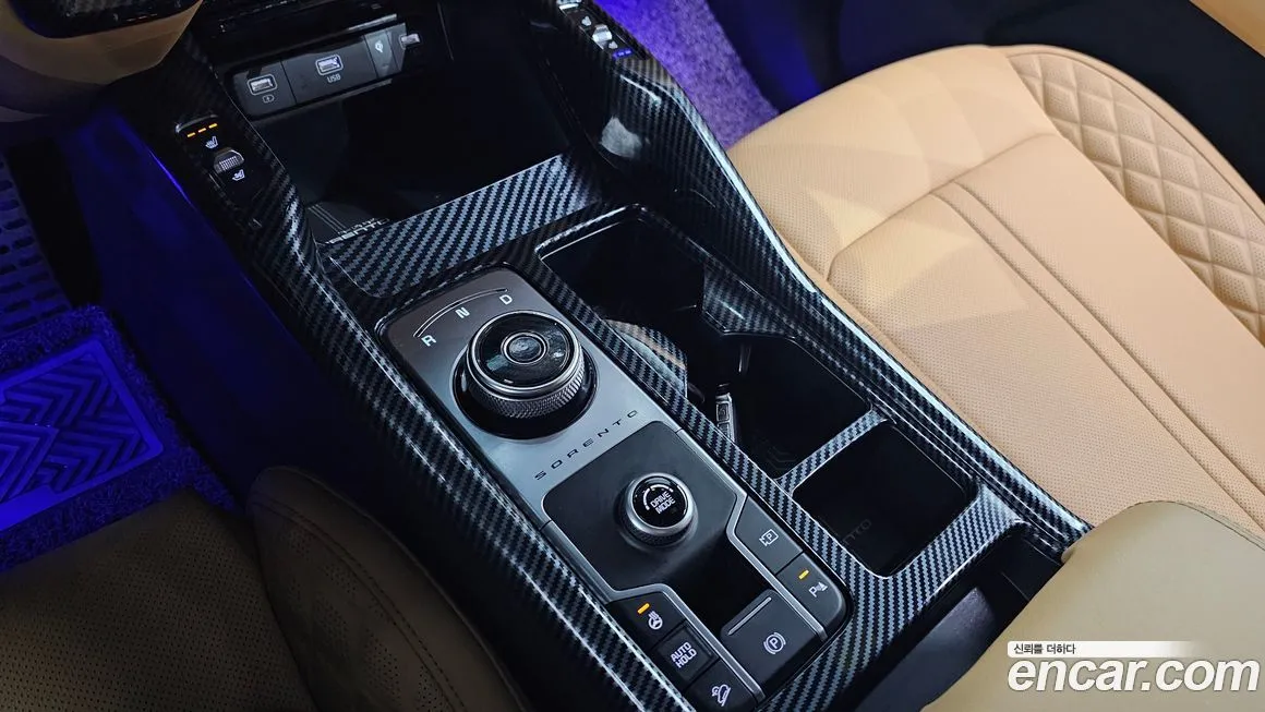 Kia Sorento — фото 9