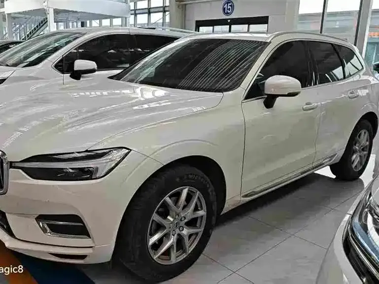 Volvo XC60 2021 из CN, фото 9