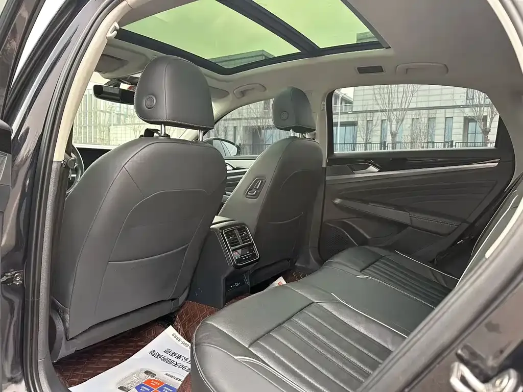 Volkswagen Passat New Energy 2023 из CN, фото 6