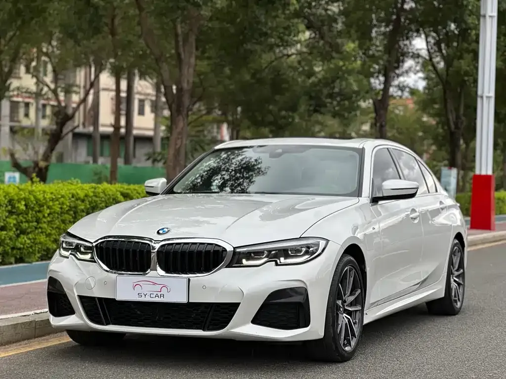 BMW 3 Series — фото 1