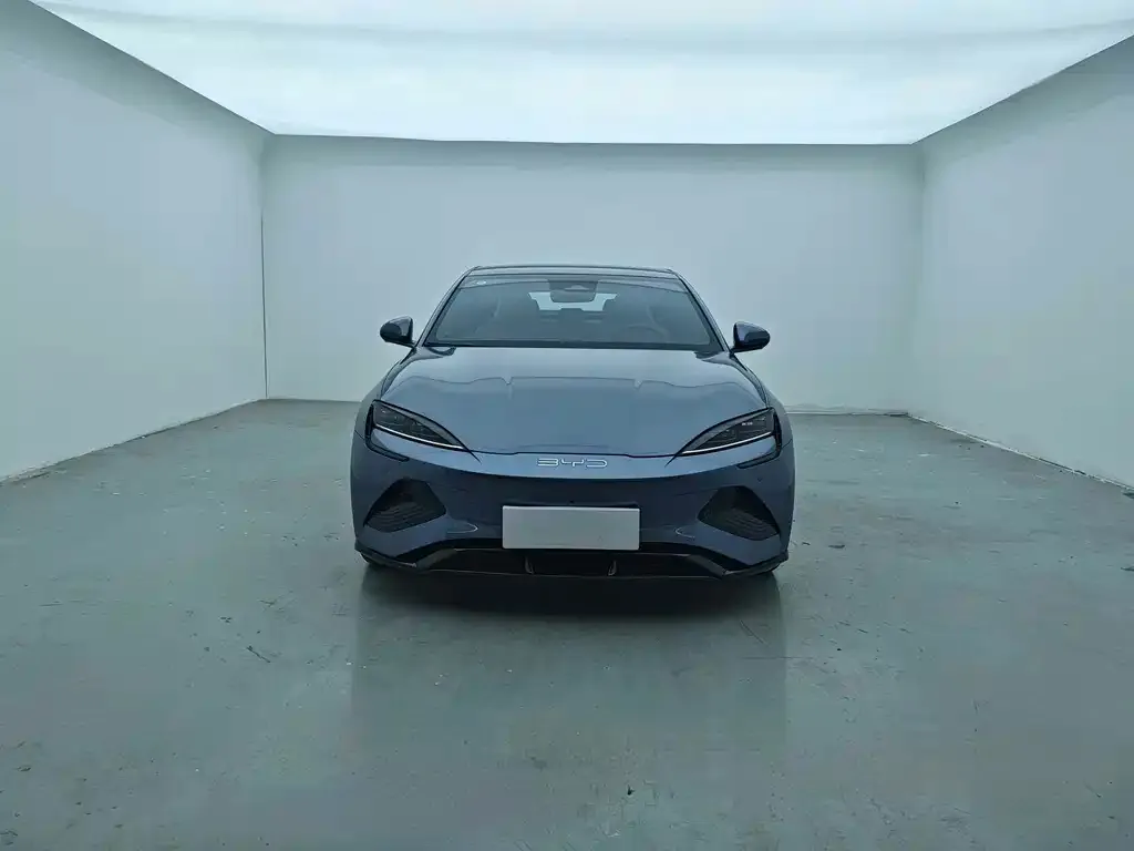BYD Seal — фото 4