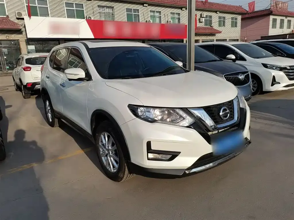 Nissan X-Trail — фото 5