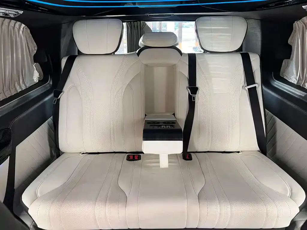Mercedes-Benz Vito 2024 из CN, фото 8