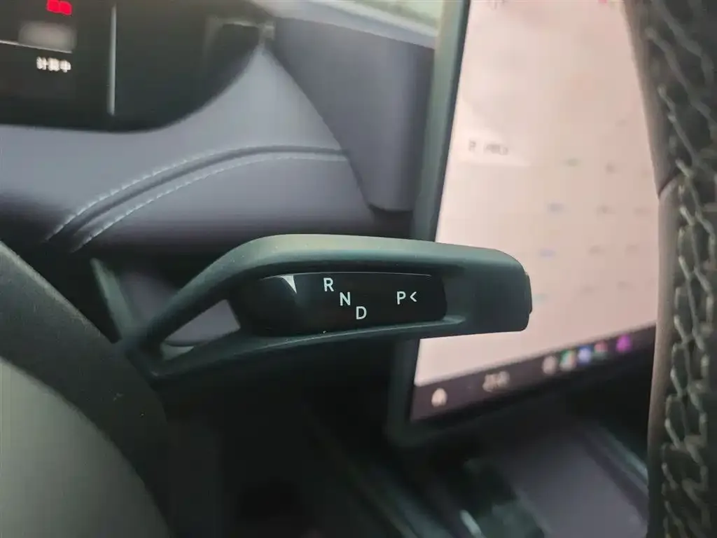 Xiaomi SU7 2025 из CN, фото 3