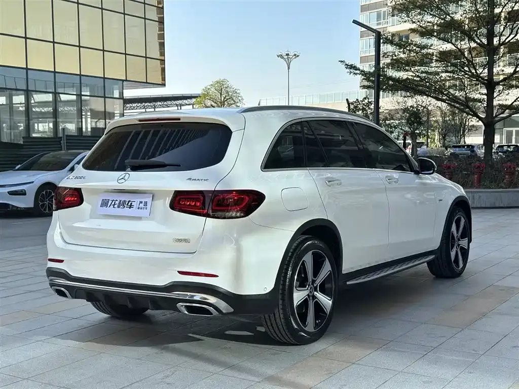Mercedes-Benz GLC — фото 10
