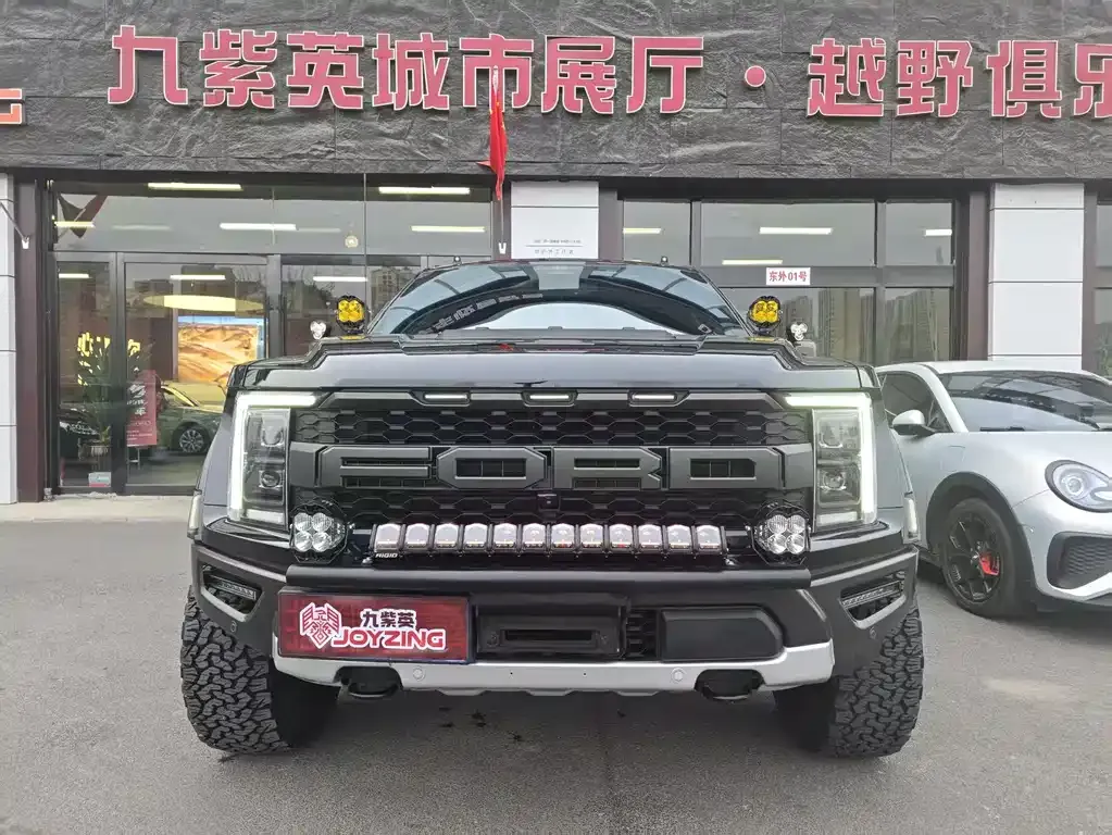 Ford F-150 Raptor 2023 из CN, фото 6