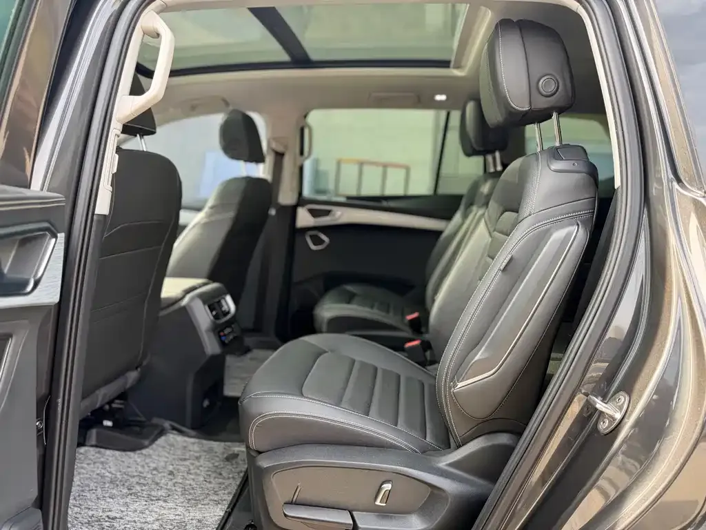 Volkswagen Talagon 2022 из CN, фото 5