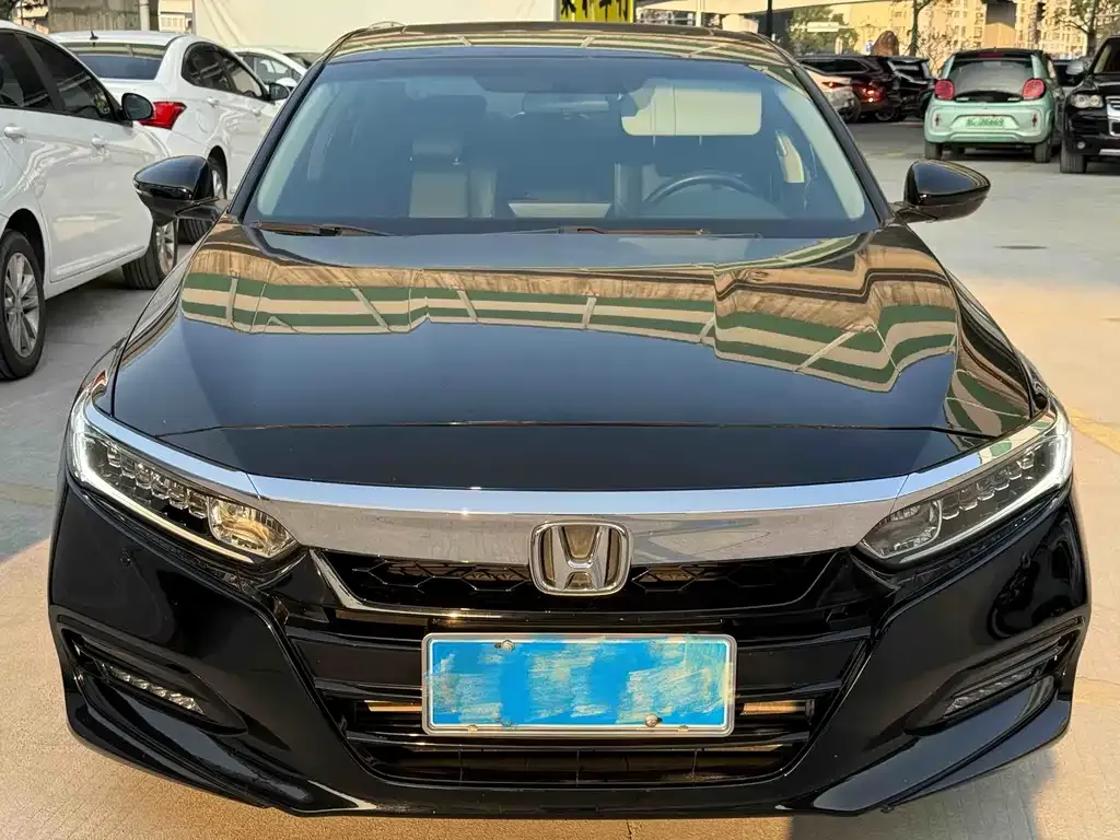 Honda Accord 2021 из CN, фото 2