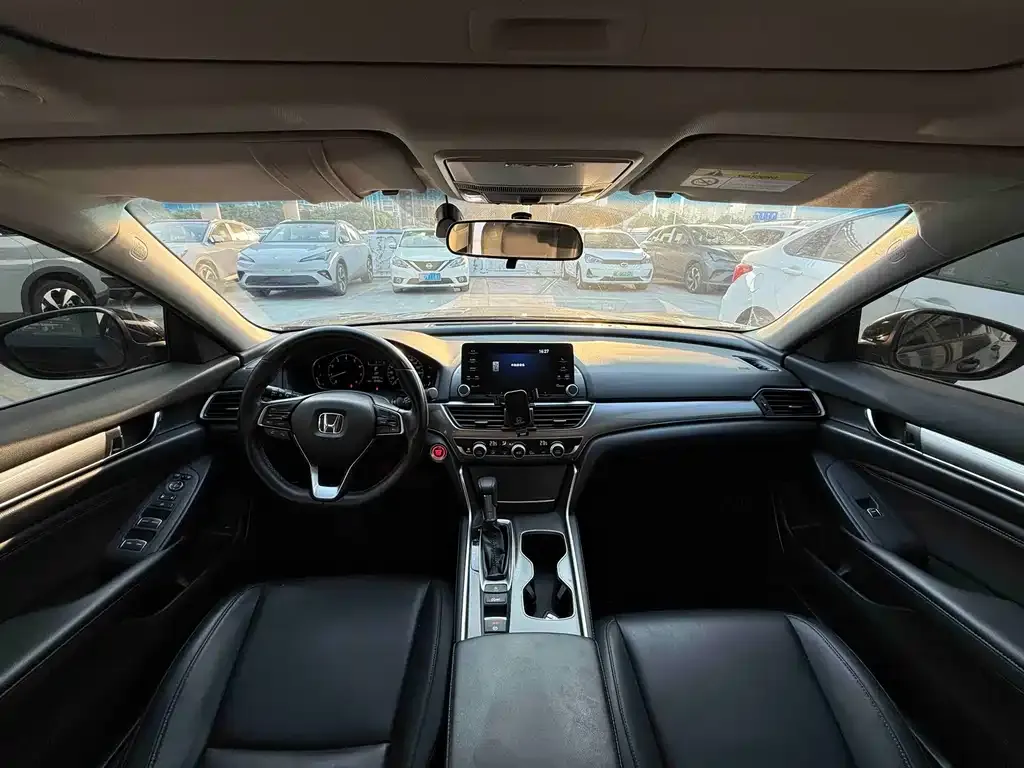Honda Accord 2021 из CN, фото 5