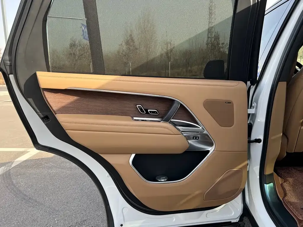 Land Rover Range Rover 2024 из CN, фото 8