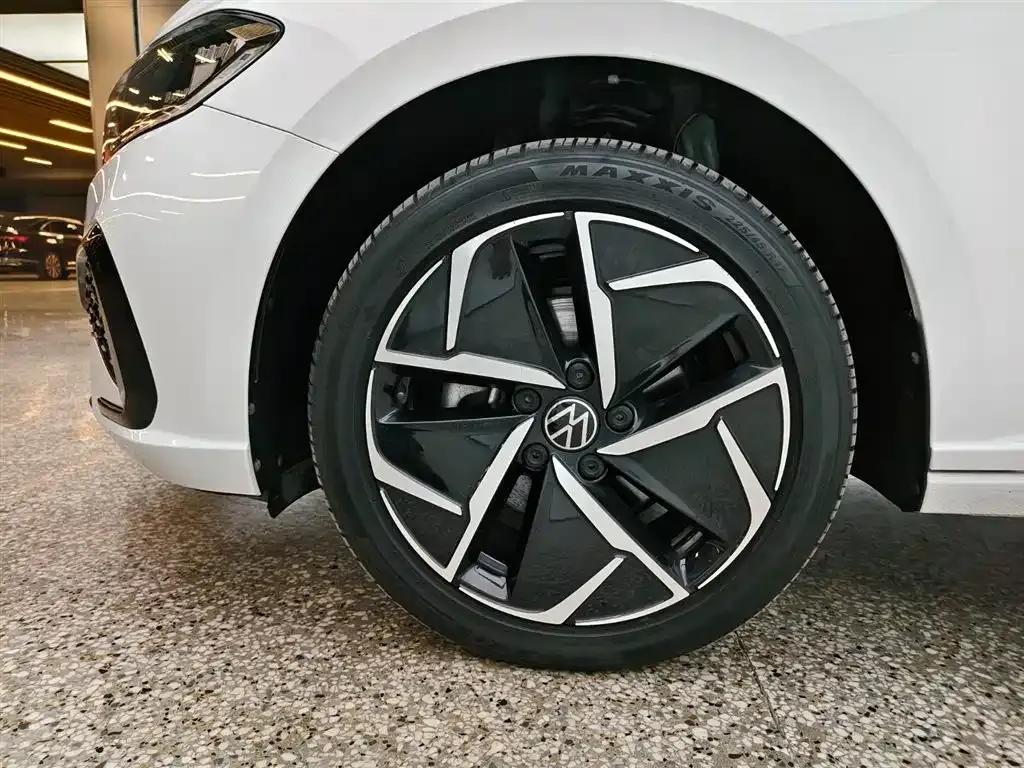 Volkswagen Lavida 2023 из CN, фото 6
