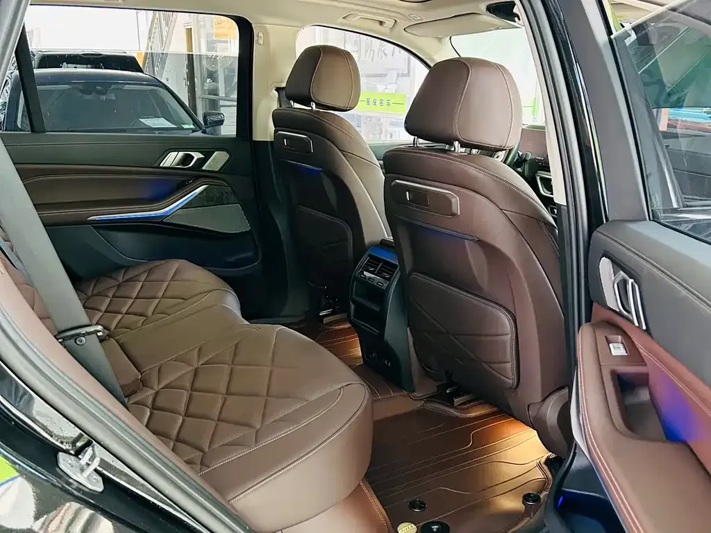 BMW X5 2024 из CN, фото 3