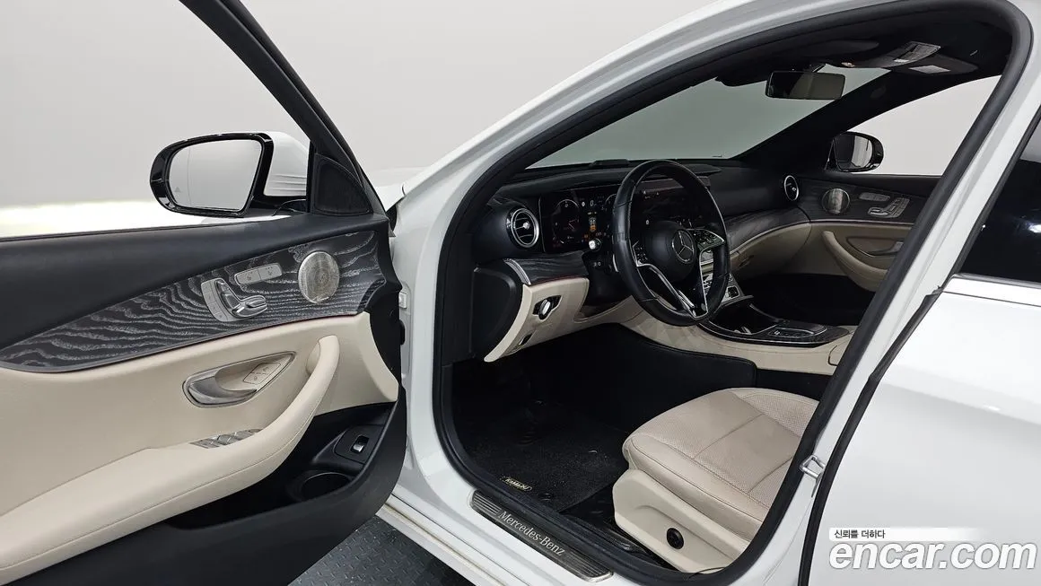 Mercedes-Benz E-Class 2022 из KR, фото 2