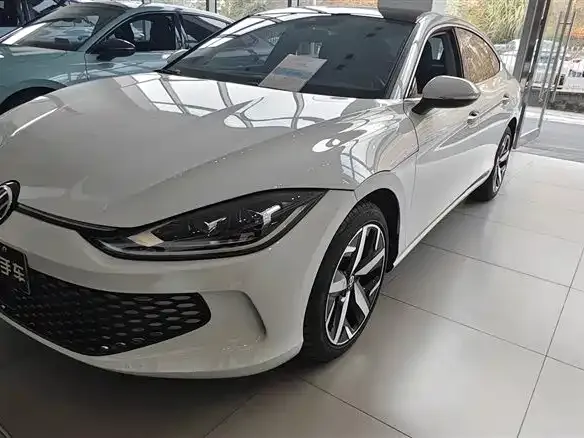 Volkswagen Lamando 2024 из CN, фото 1