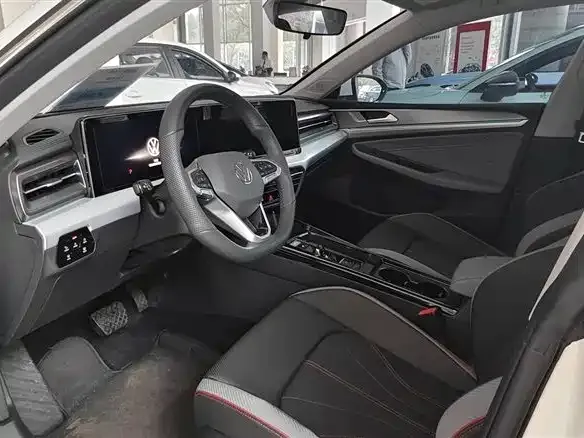 Volkswagen Lamando 2024 из CN, фото 6