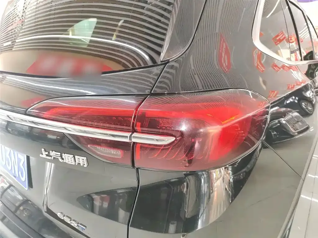 Buick Envision Plus — фото 7