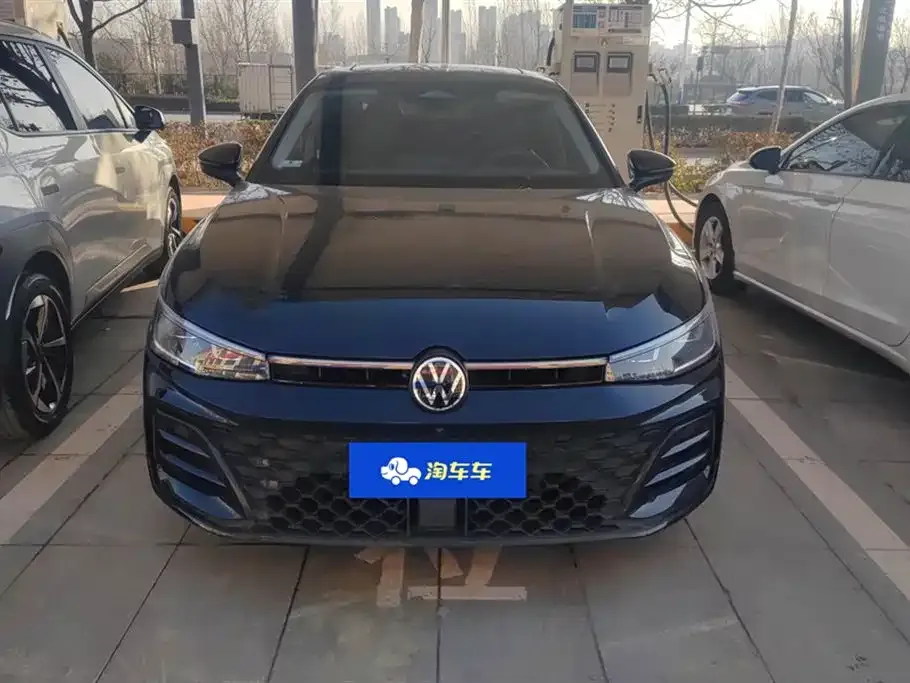 Volkswagen Passat 2025 из CN, фото 2