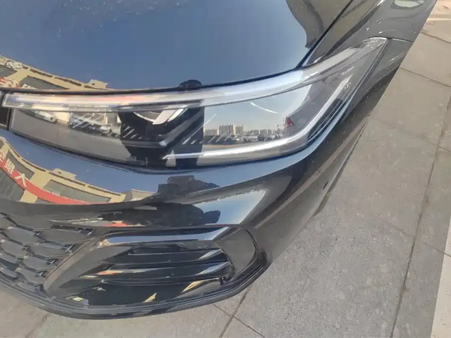 Volkswagen Passat 2025 из CN, фото 8