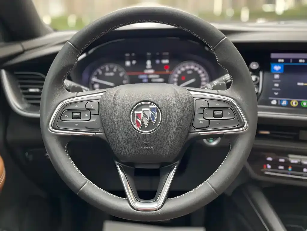 Buick Envision S — фото 5