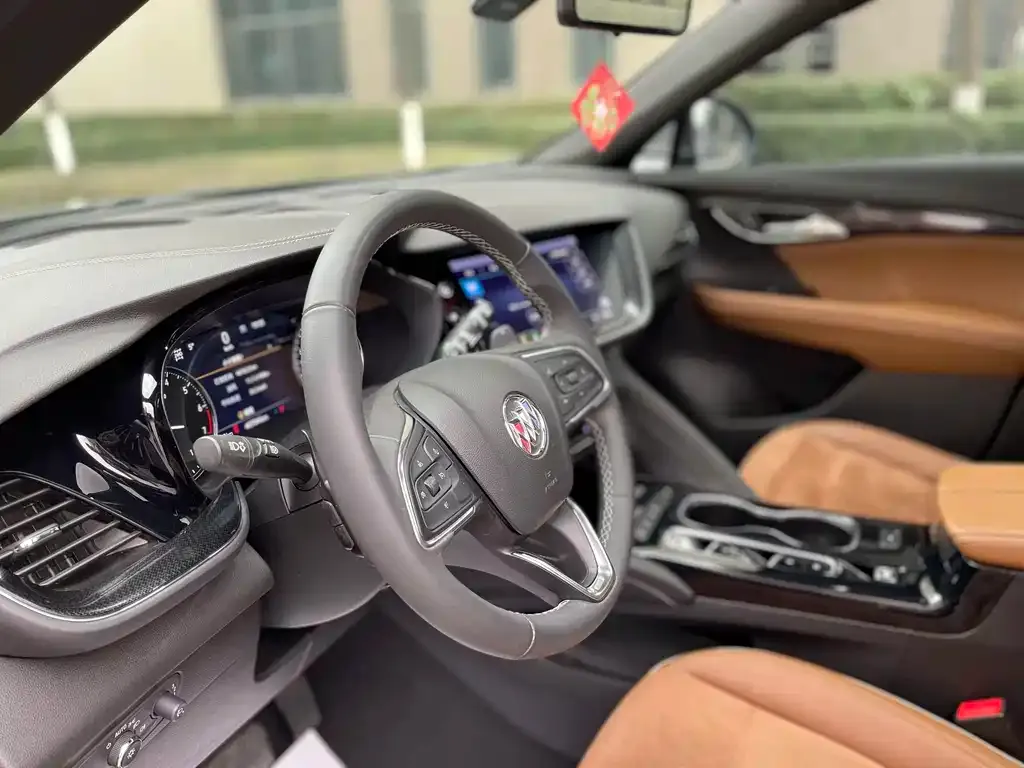 Buick Envision S — фото 8