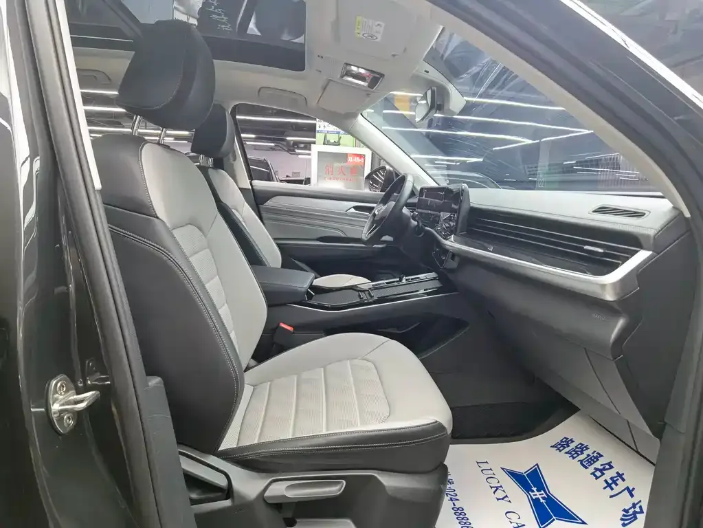 Volkswagen Tavendor 2024 из CN, фото 4