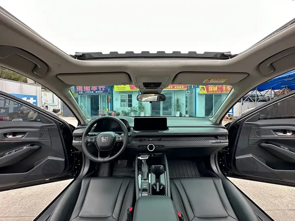Honda Accord 2023 из CN, фото 3