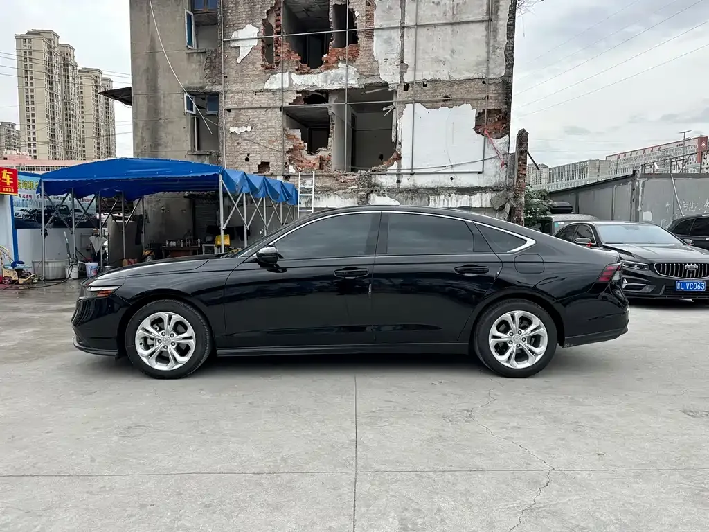 Honda Accord 2023 из CN, фото 8