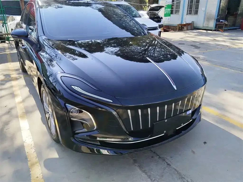 Hongqi E-QM5 2023 из CN, фото 10