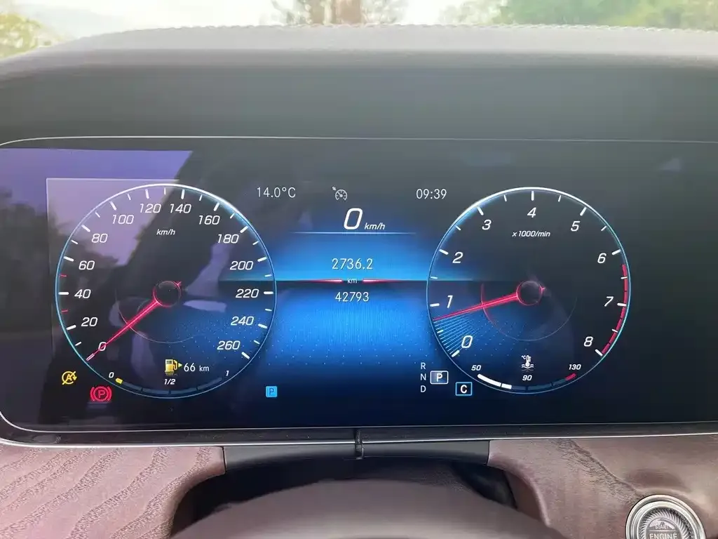 Mercedes-Benz E-Class 2022 из CN, фото 4