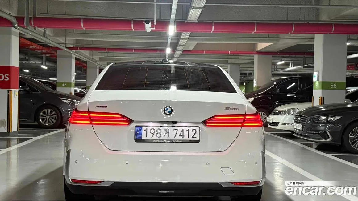 BMW 5-Series 2024 из KR, фото 4