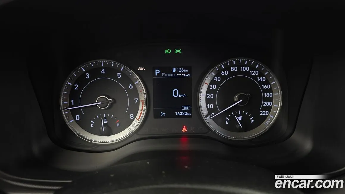 Hyundai Venue 2022 из KR, фото 2
