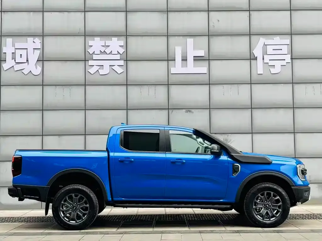 Ford Ranger — фото 5