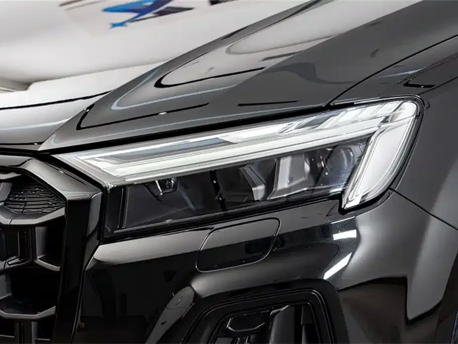 Audi Q7 2024 из CN, фото 6