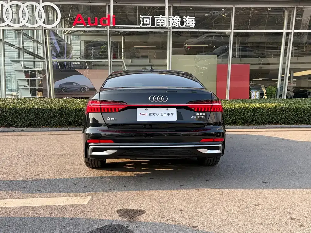 Audi A6L — фото 7
